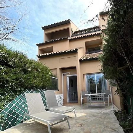 Apartment Modern With A 30 M2 Terrasse And Garden Antibes